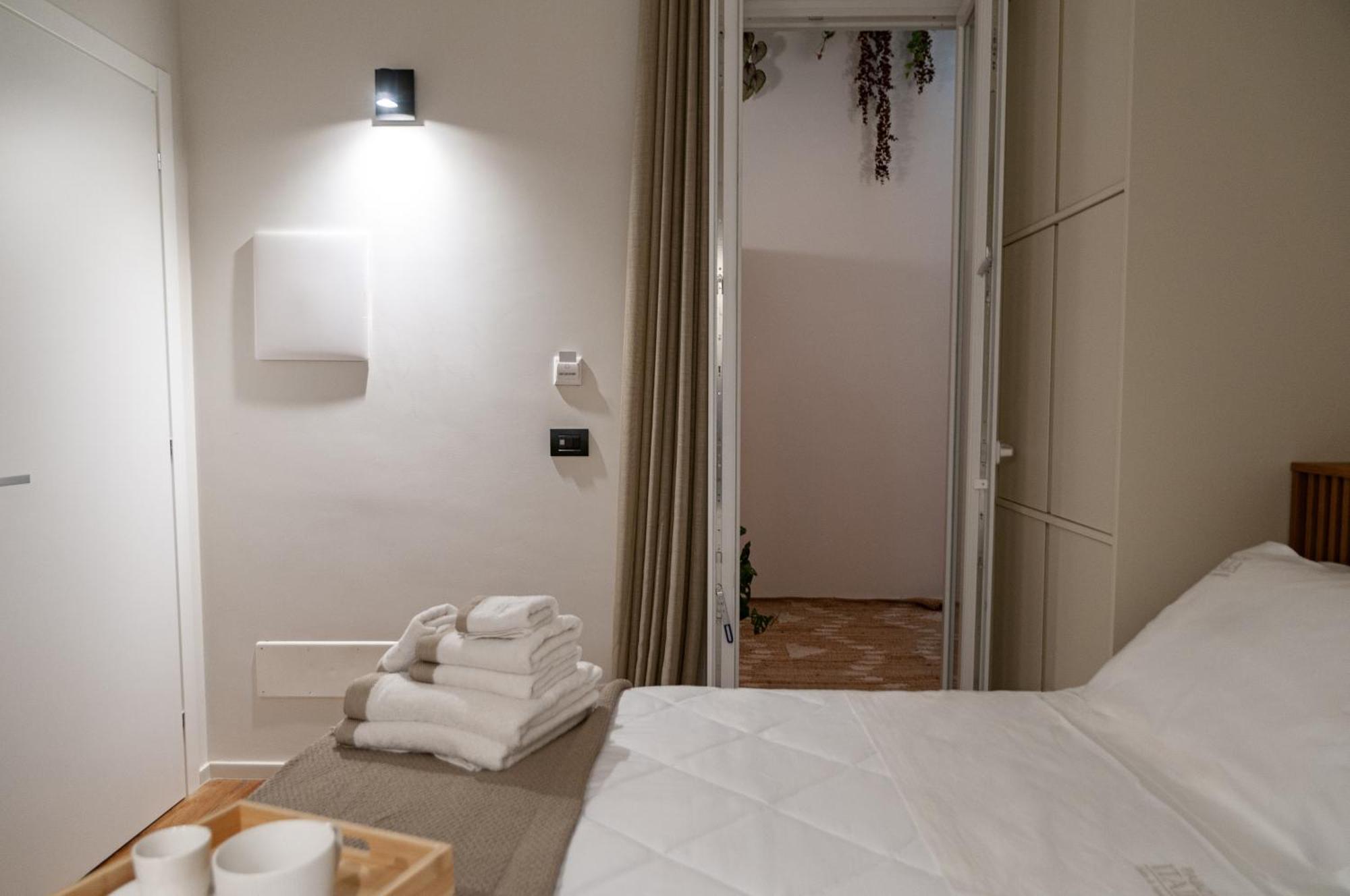 Palazzo Italia Suites Бари Экстерьер фото